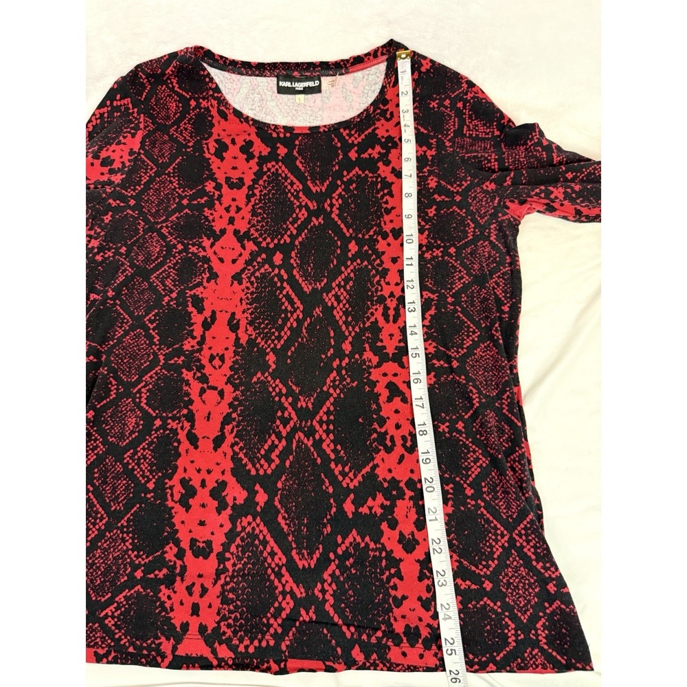 Karl Lagerfeld Paris Snake Print Top L Red Black Stretch Knit Chic - Picture 4 of 9